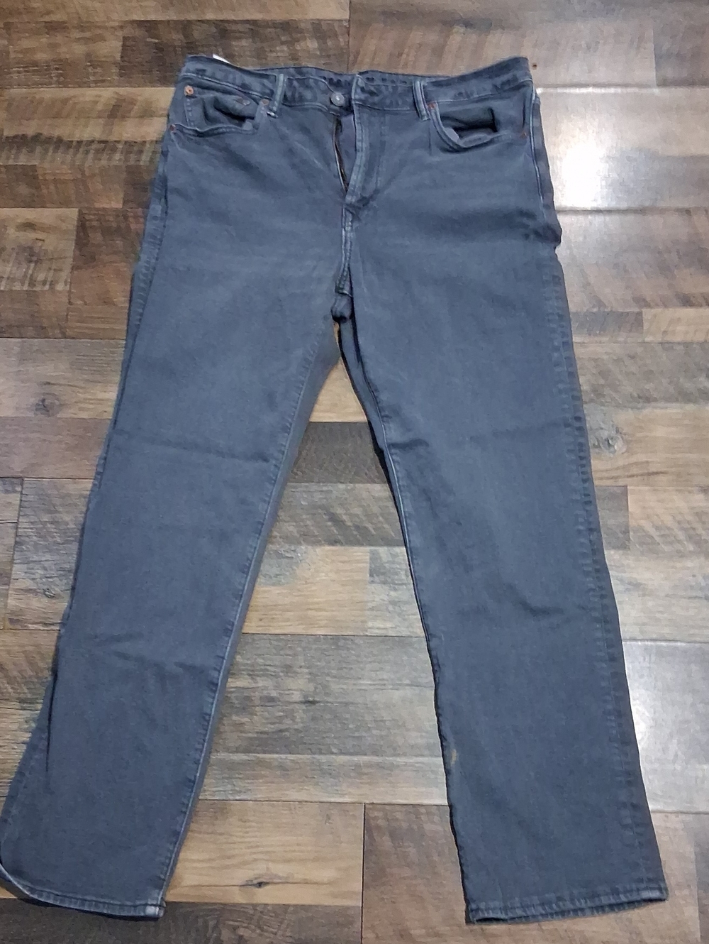 NWOT Mens American Eagle Outfitters Charcoal Gray Jeans
